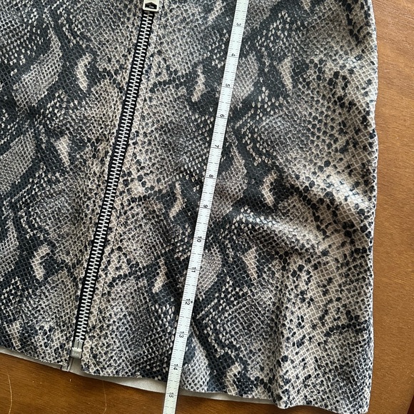 All Saints Lena Oba snakeskin skirt - Picture 14 of 15